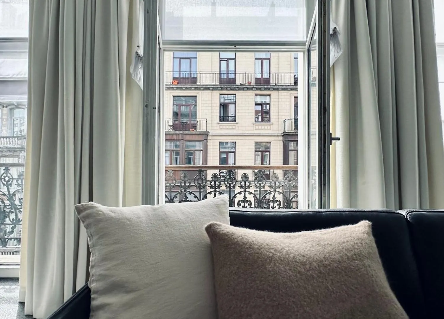 Daire Magnifique Appartement Au Coeur Du Sablon ! Brüksel