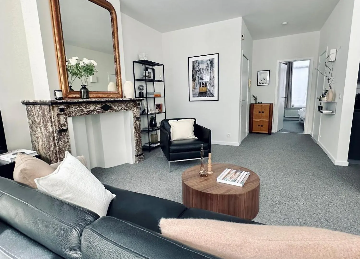 Magnifique Appartement Au Coeur Du Sablon ! Brussels